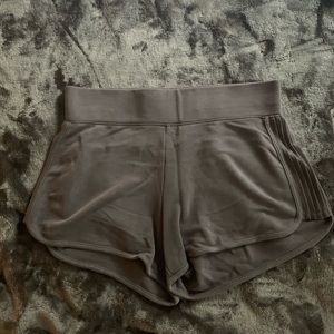 Athleta shorts NWOT size small